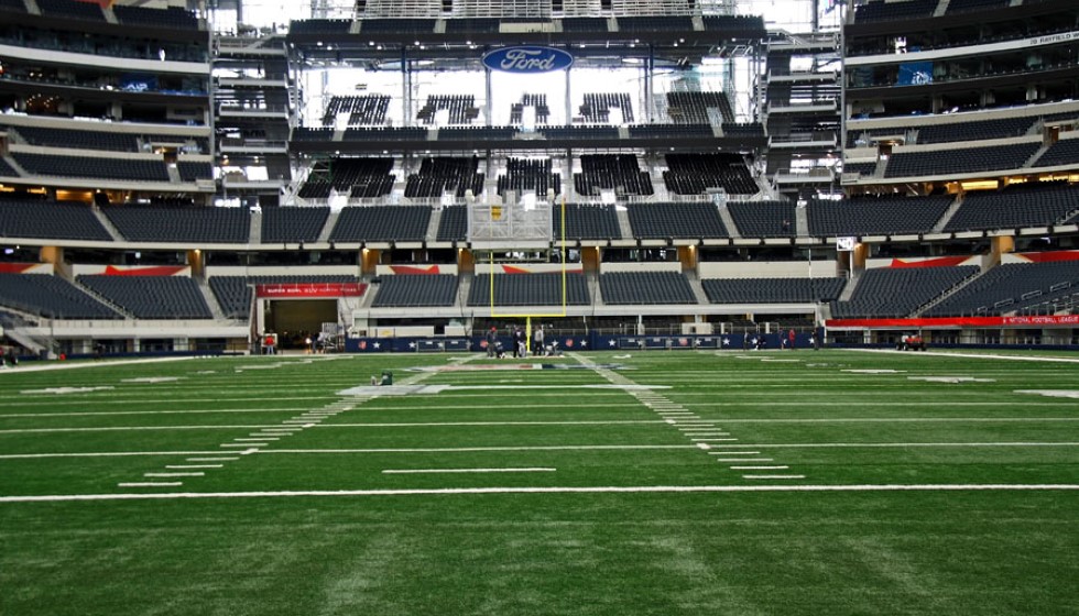 Dallas Cowboys Shake Up Organization: McCarthy Out, Micah Parsons at the Crossroads